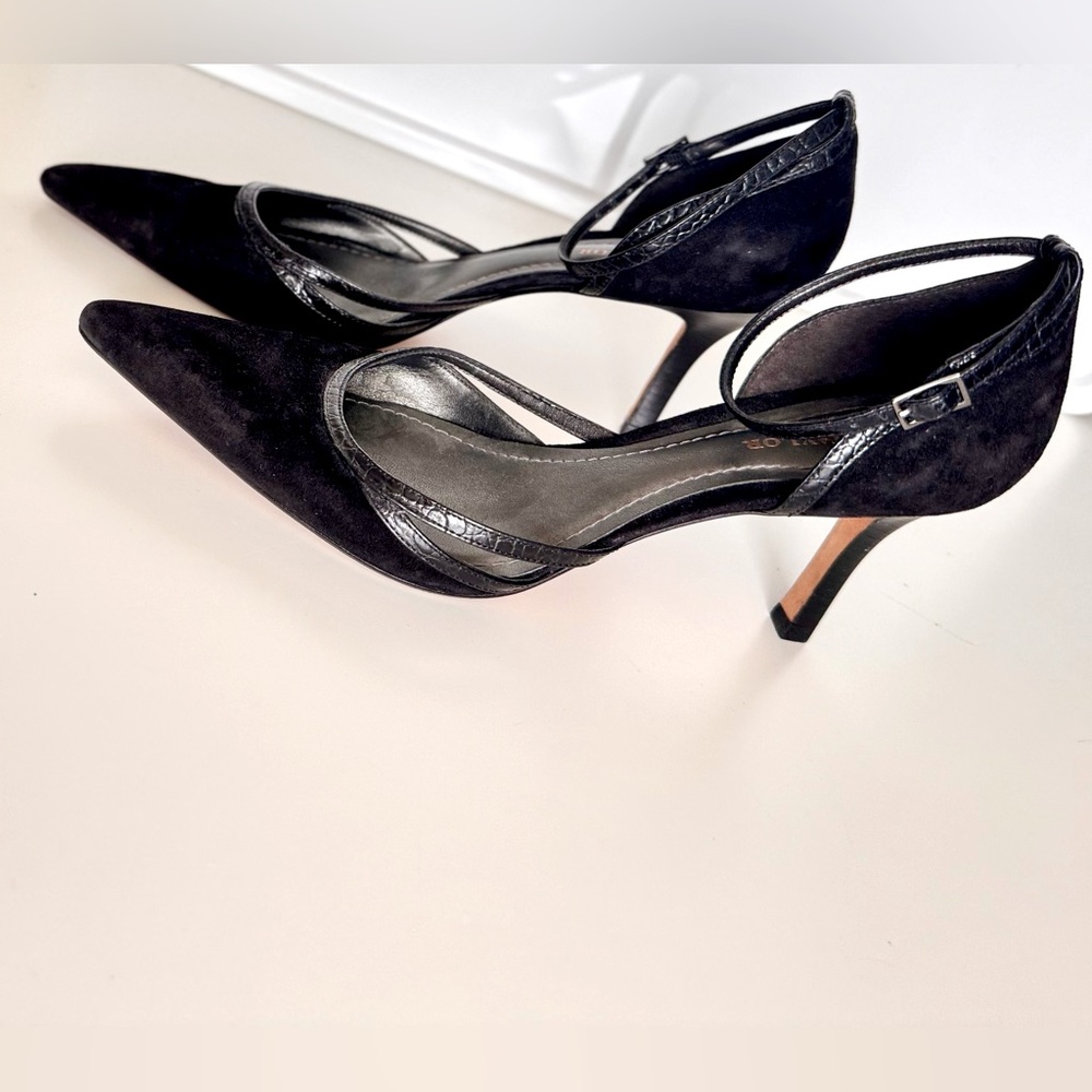 ANN TAYLOR Classic Black Leather & Suede Pointed Toe Strappy Heels